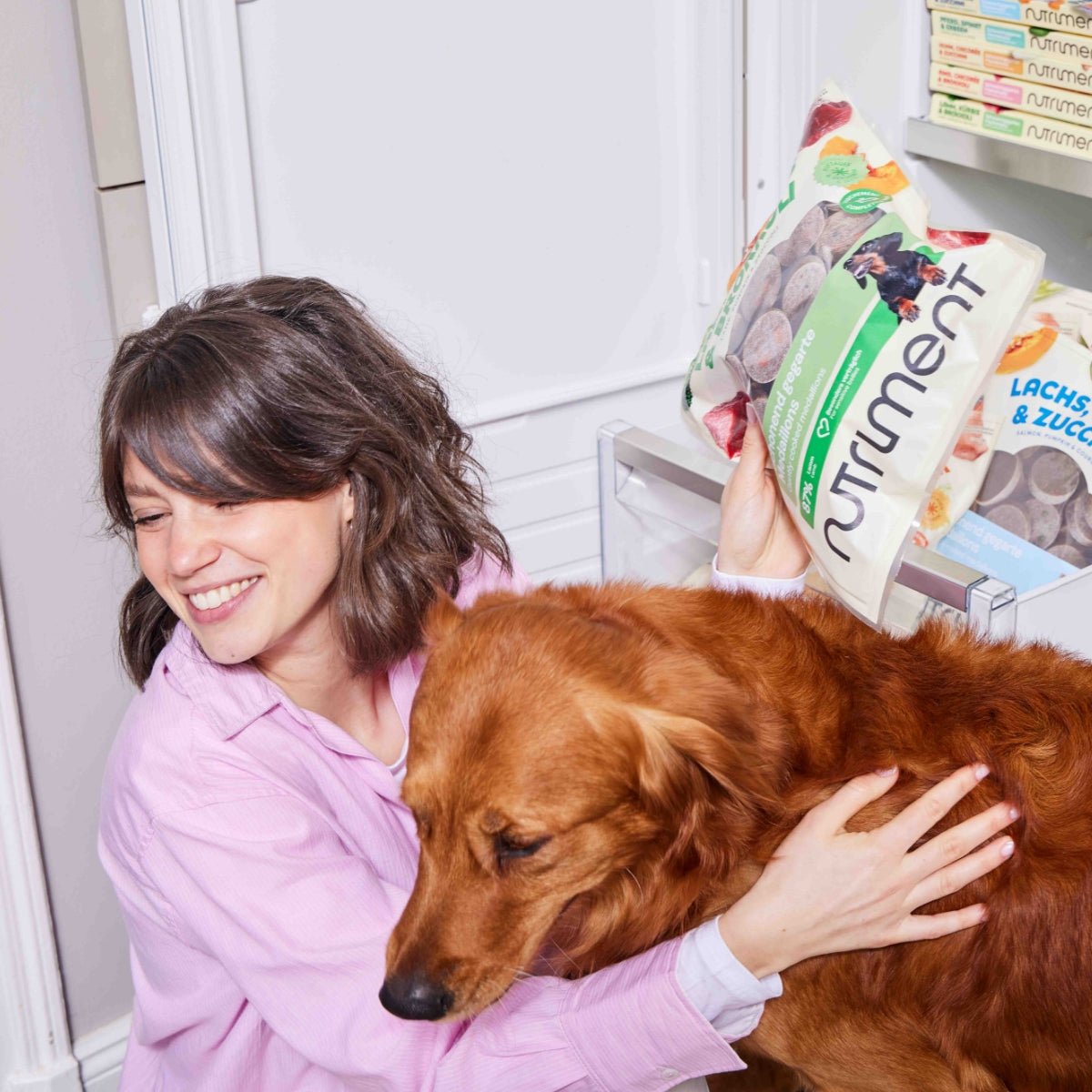 Frischemenü Medaillons Hundefutter mit Huhn, Chicorée und Zucchini, sensitiv und magenschonend